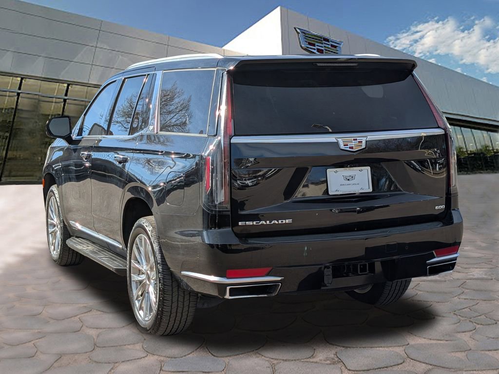 Used 2023 Cadillac Escalade Premium Luxury image 3