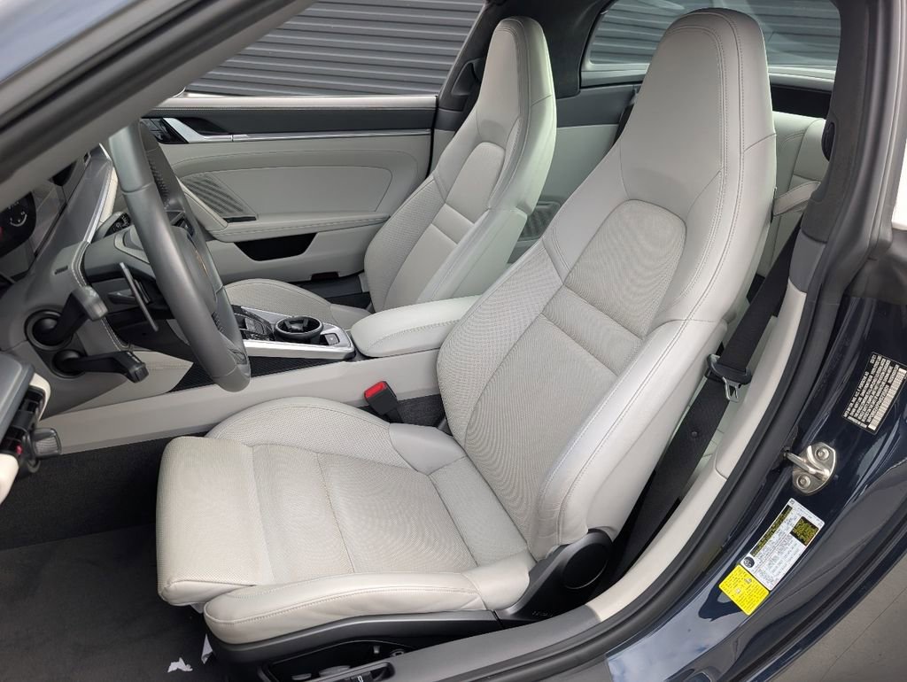 Certified 2021 Porsche 911 Targa 4S image 5