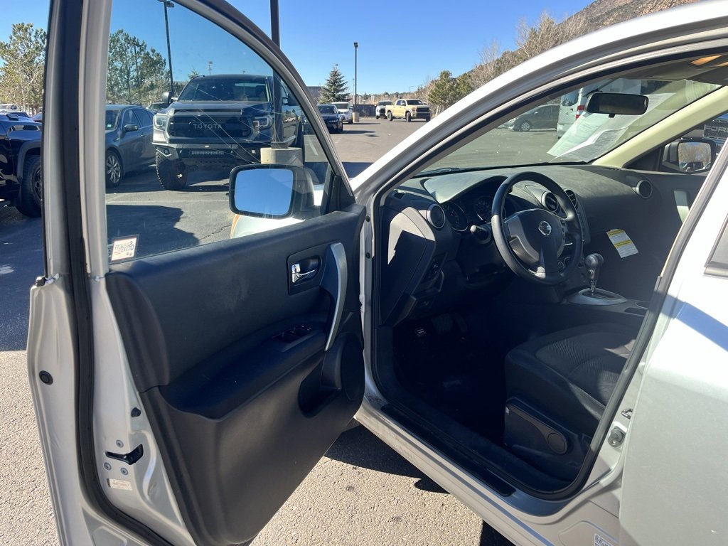 Used 2011 Nissan Rogue S image 11