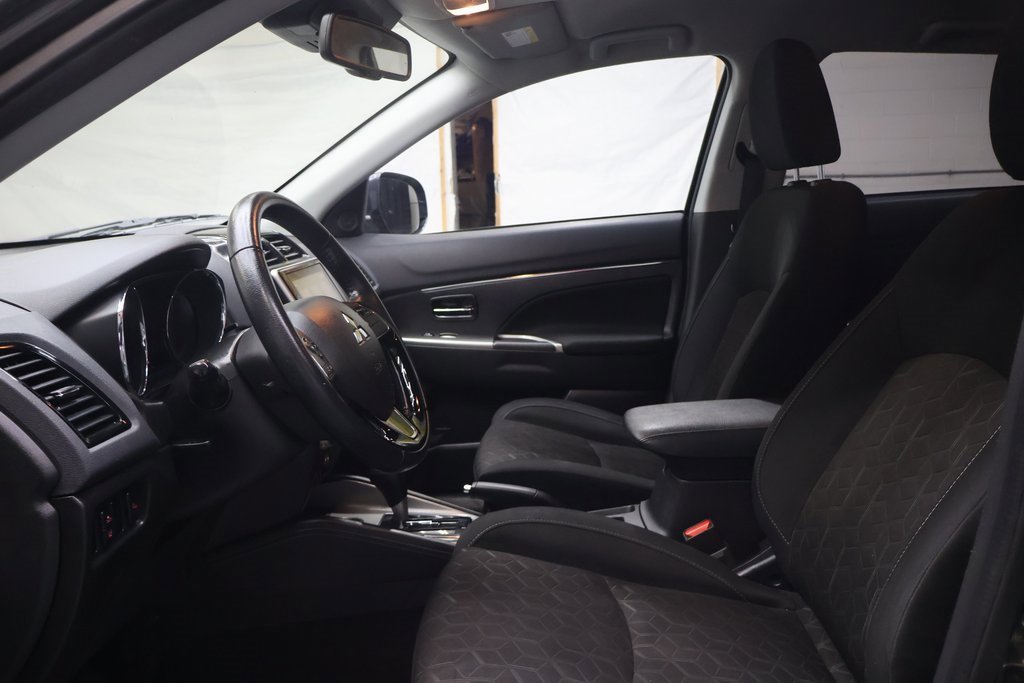 Used 2021 Mitsubishi Outlander Sport ES image 16