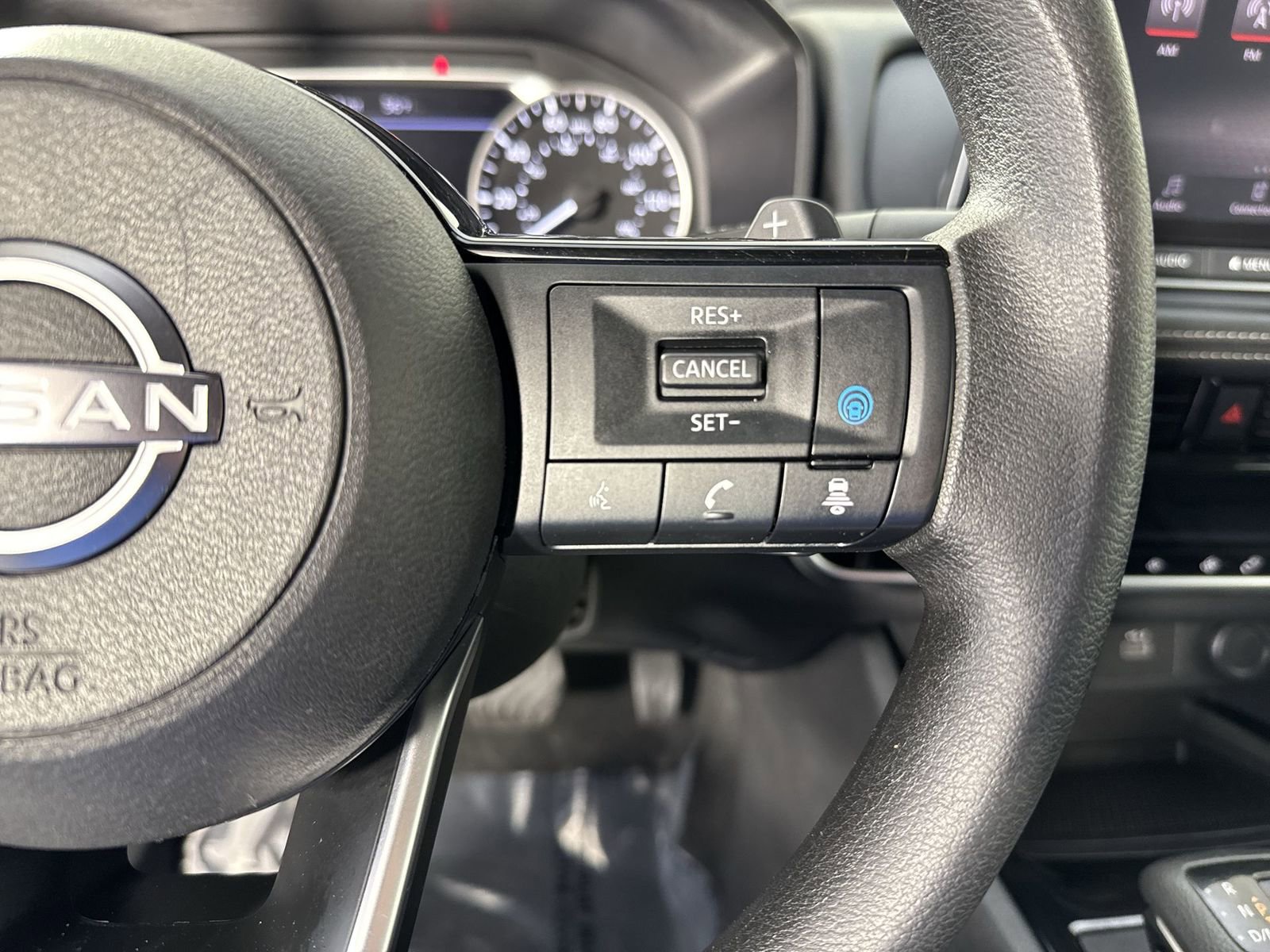 Certified 2022 Nissan Rogue SV AWD/4WD image 13