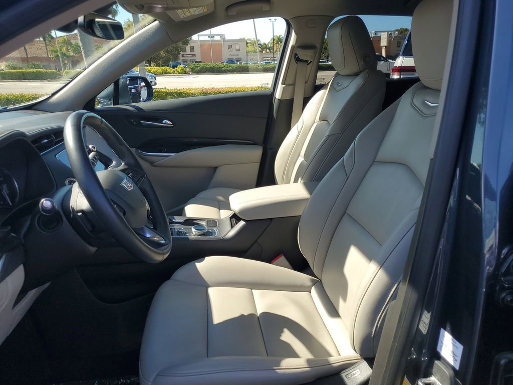 Used 2019 Cadillac XT4 Premium Luxury w/ Driver Awareness Package image 21