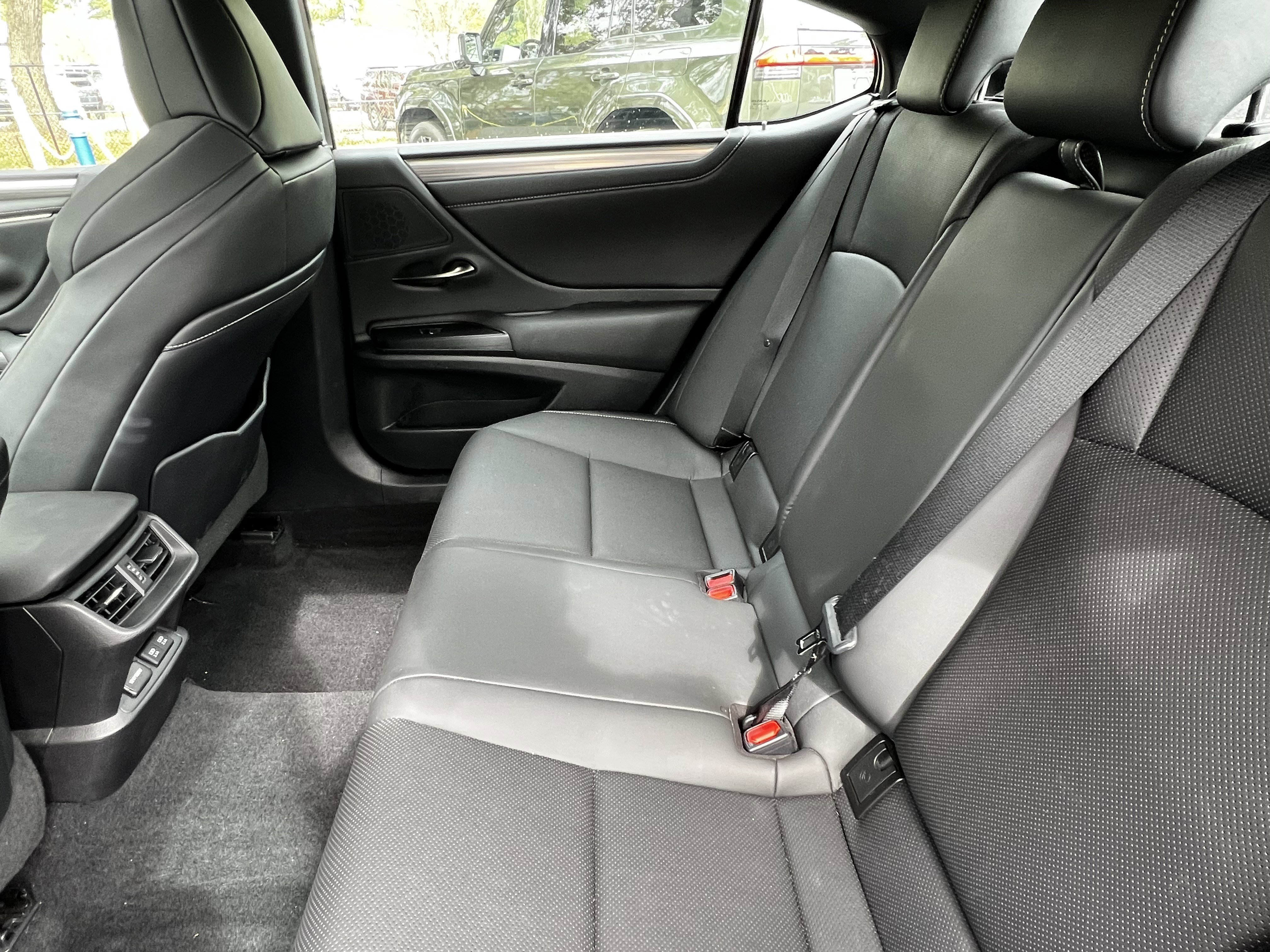 Used 2021 Lexus ES 350 F Sport w/ Accessory Package 2 image 32