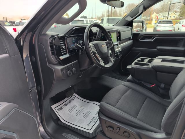 Used 2022 Chevrolet Silverado 1500 LT AWD/4WD image 14