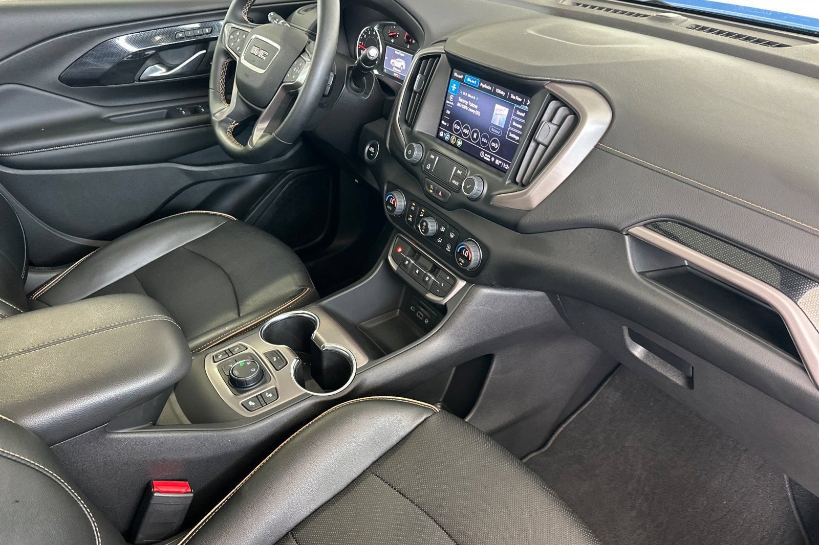 Used 2024 GMC Terrain AT4 w/ Tech Package AWD/4WD image 16