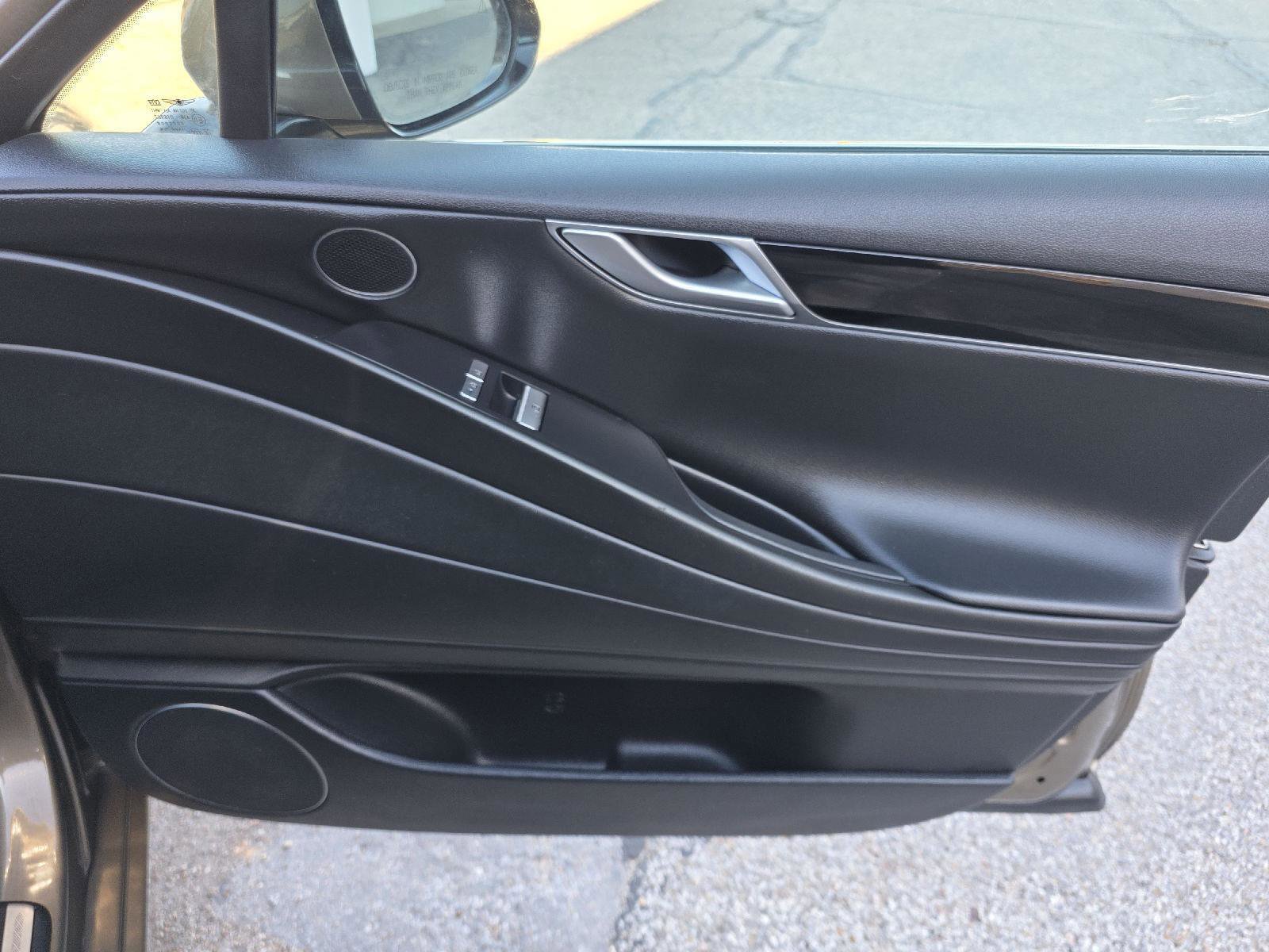 Used 2023 Genesis G80 2.5T image 27