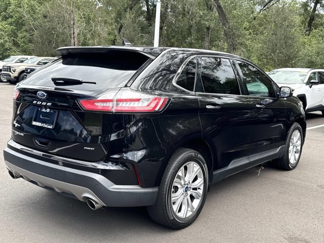 Used 2022 Ford Edge Titanium AWD/4WD image 2