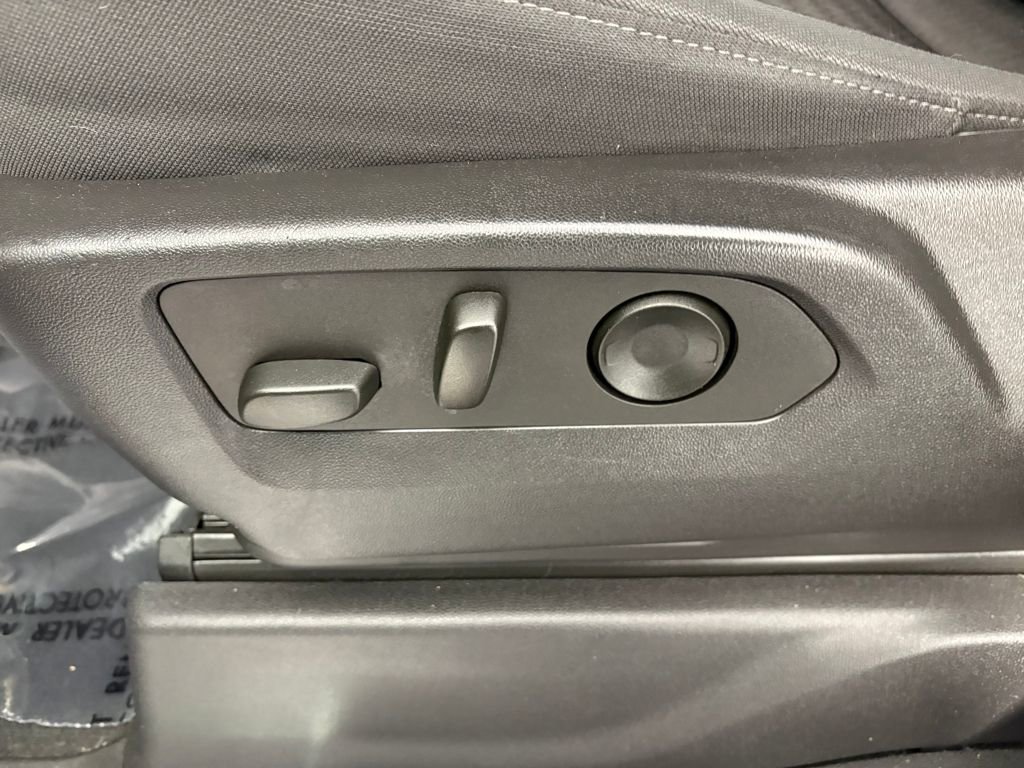 Used 2023 GMC Sierra 1500 Elevation image 15