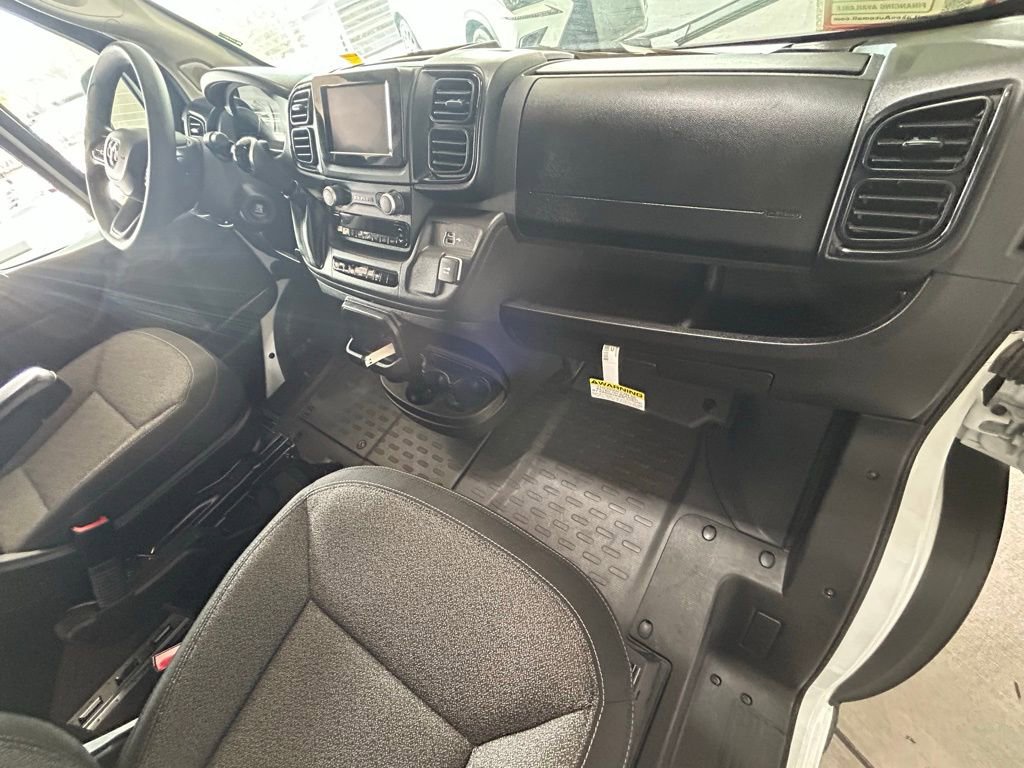 Used 2025 RAM ProMaster 2500 w/ Convenience Group image 40