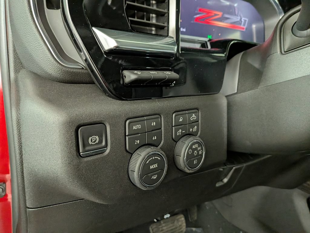 New 2026 Chevrolet Silverado 2500 LTZ w/ LTZ Plus Package AWD/4WD image 17