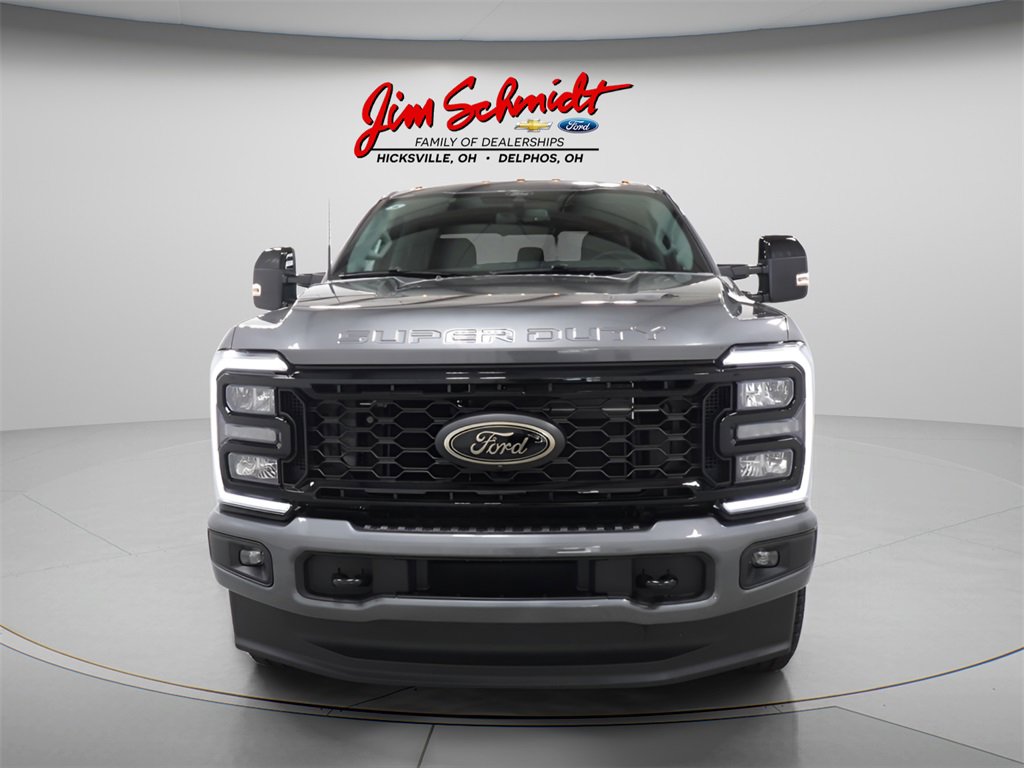New 2026 Ford F350 Lariat w/ Black Appearance Package image 3