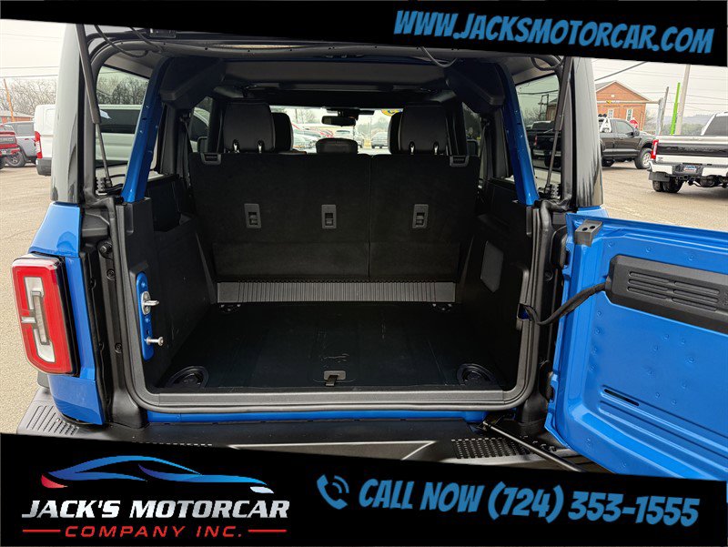 Used 2025 Ford Bronco Badlands image 14