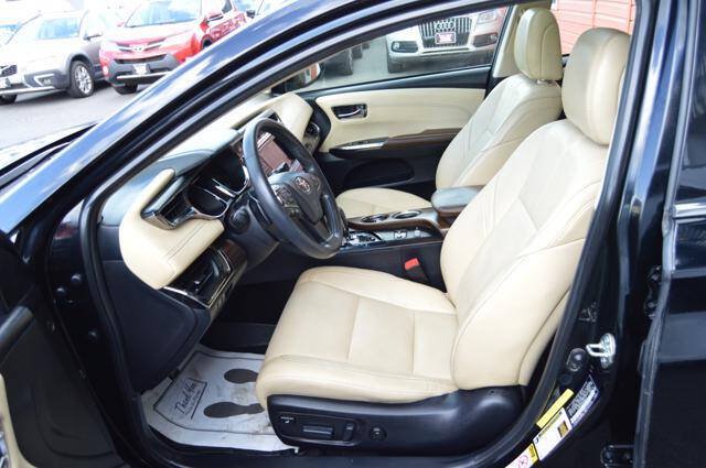 Used 2013 Toyota Avalon Limited FWD image 39