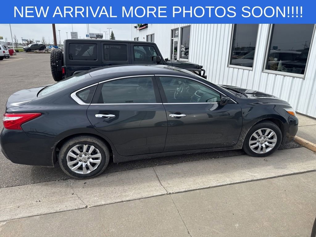 Used 2016 Nissan Altima 2.5 S w/ Power Driver Seat Package FWD image 8