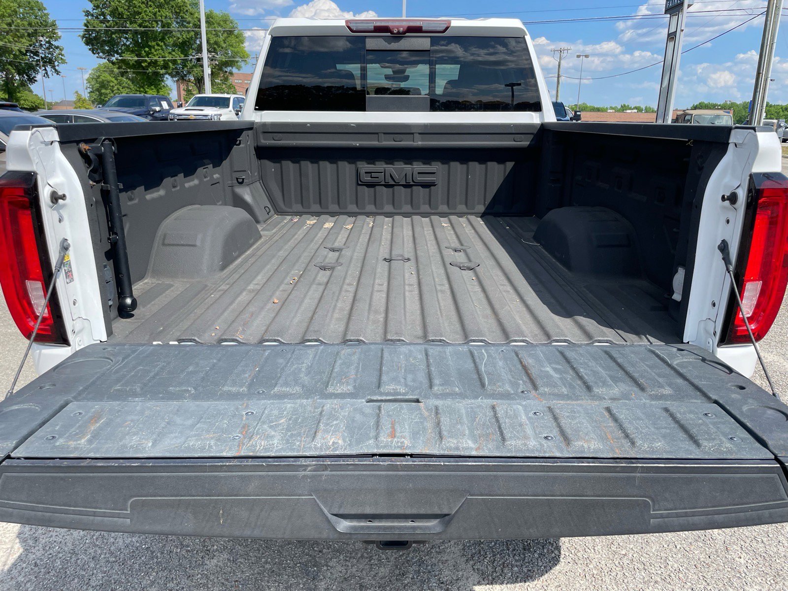 Used 2020 GMC Sierra 2500 SLT w/ SLT Premium Plus Package AWD/4WD image 19