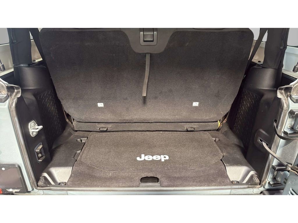 Used 2015 Jeep Wrangler Sport w/ Quick Order Package 23S AWD/4WD image 7