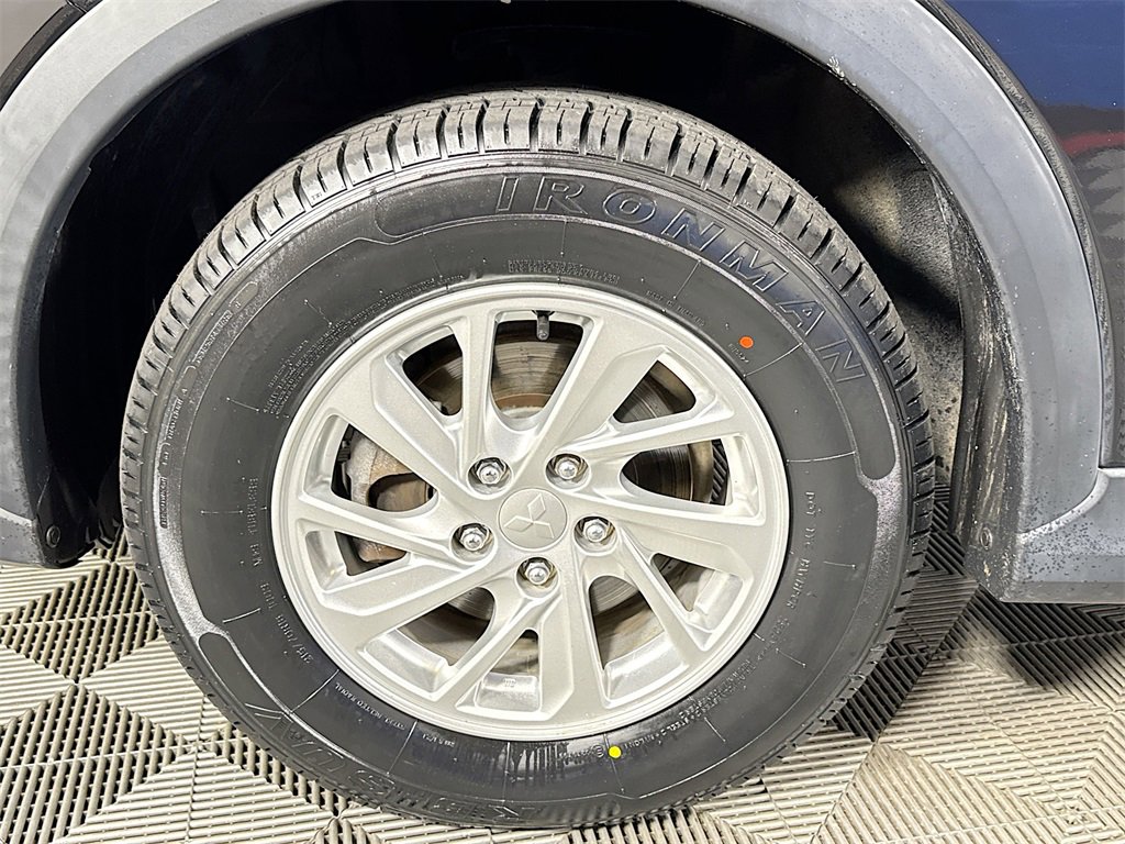 Used 2018 Mitsubishi Eclipse Cross ES image 28