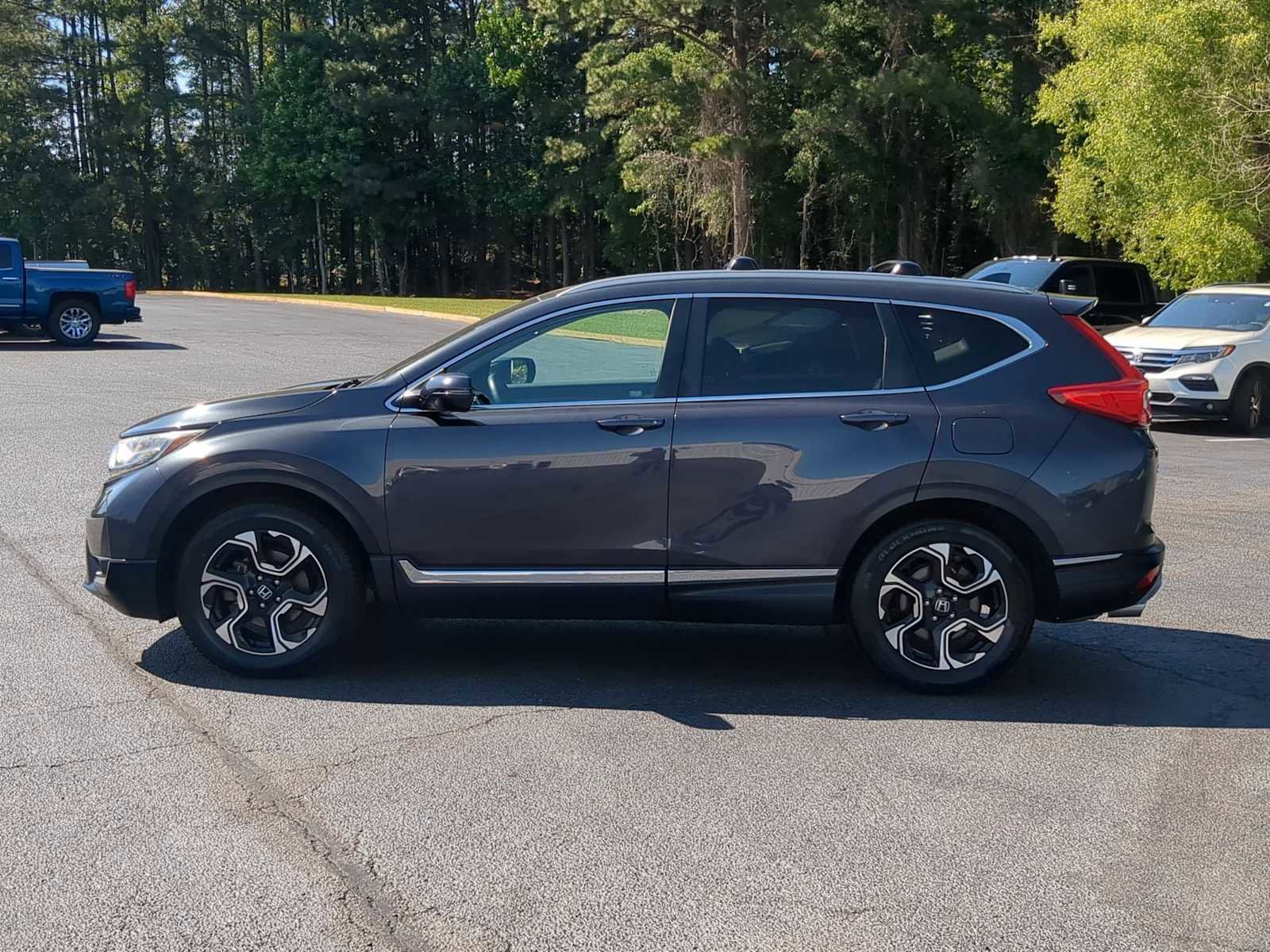 Used 2017 Honda CR-V Touring image 5