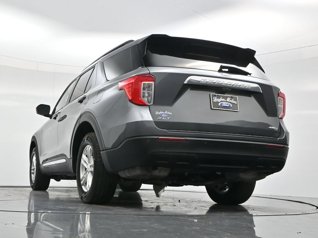Used 2023 Ford Explorer XLT AWD/4WD image 51