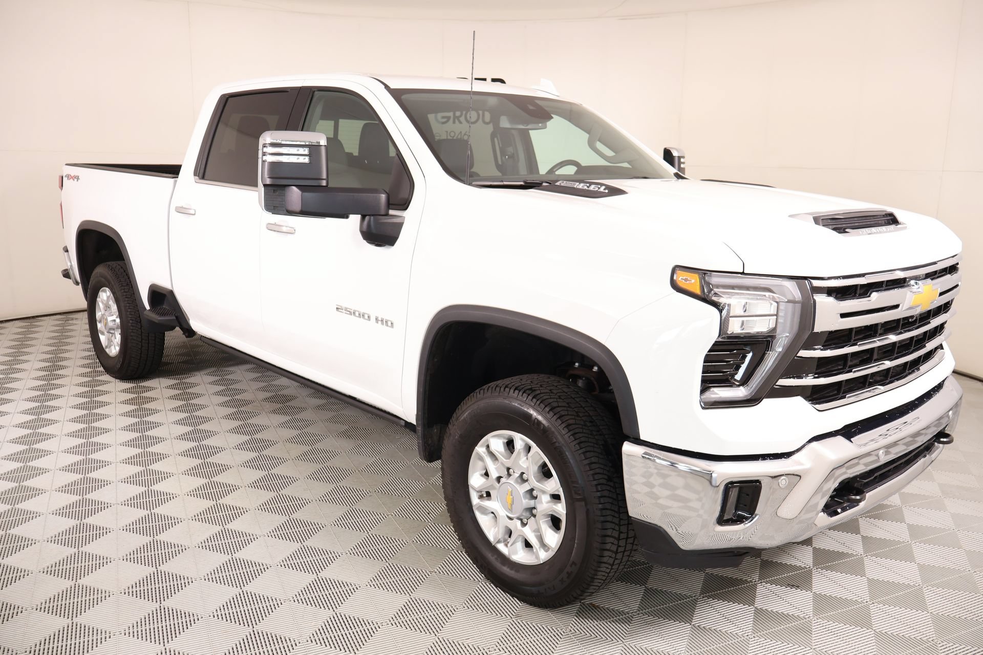Used 2025 Chevrolet Silverado 2500 LTZ w/ LTZ Convenience Package