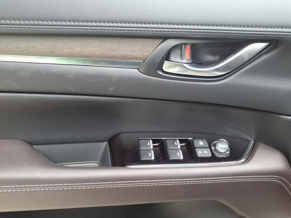 New 2025 MAZDA CX-5 Signature image 11