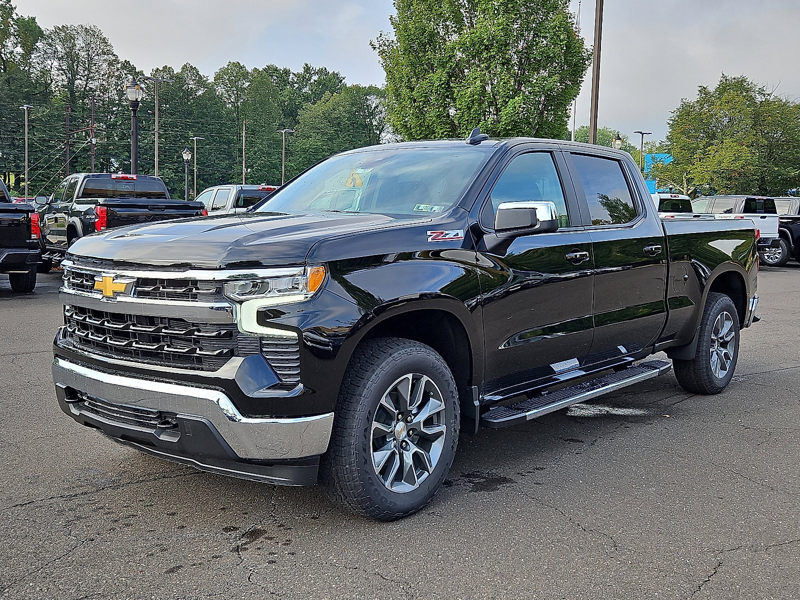 New 2026 Chevrolet Silverado 1500 LT image 2