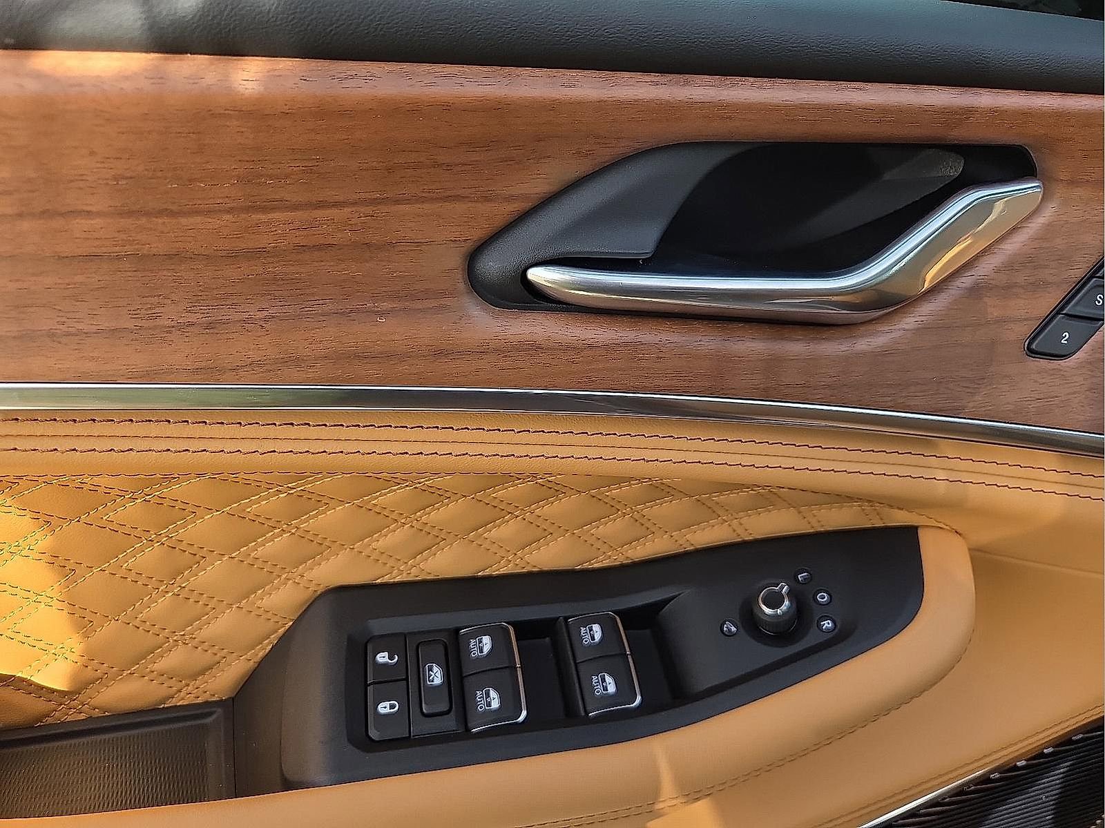 New 2026 Jeep Grand Cherokee L Summit w/ Obsidian Package image 14