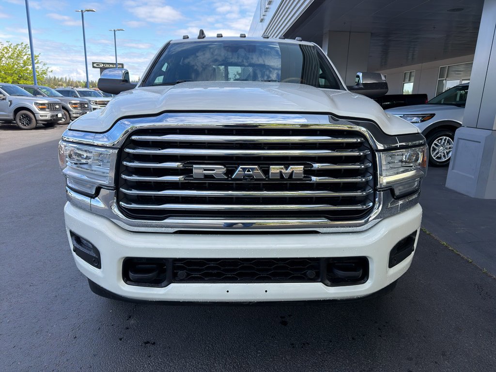 Used 2021 RAM 3500 Limited AWD/4WD image 2