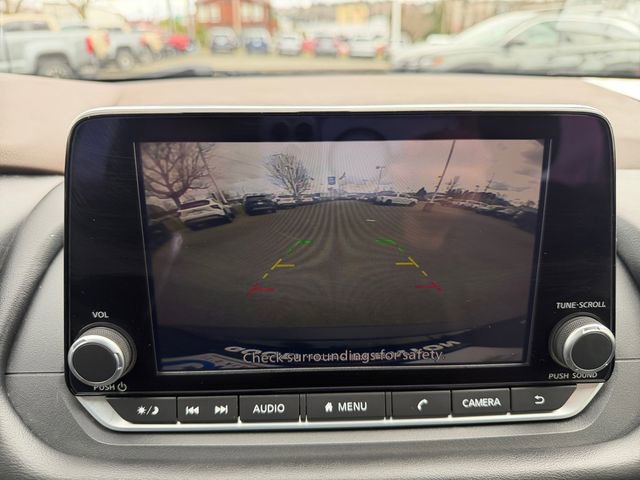 Used 2023 Nissan Rogue SV image 21