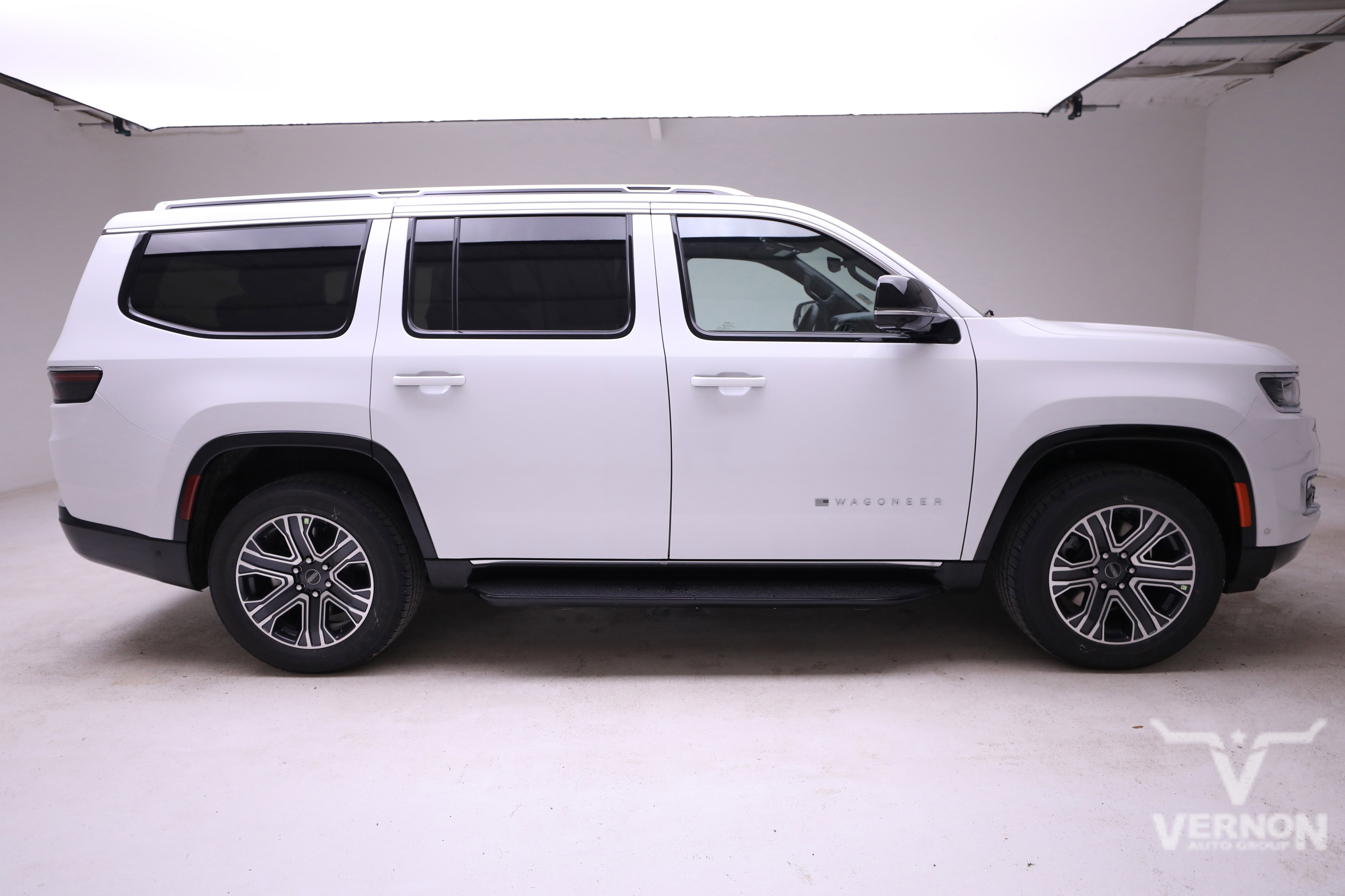 New 2025 Jeep Wagoneer Base 4x4 w/ Convenience Group I image 6