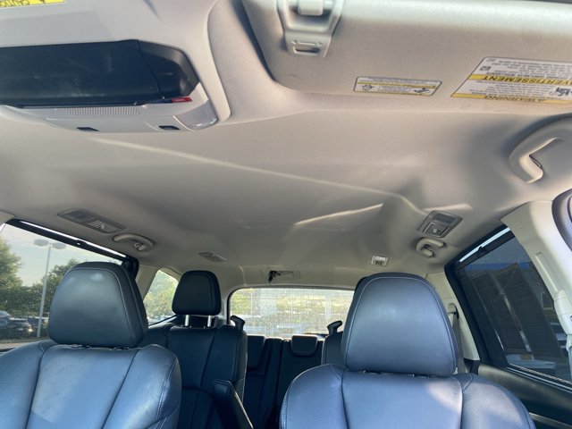 Used 2022 Subaru Ascent Limited AWD/4WD image 31
