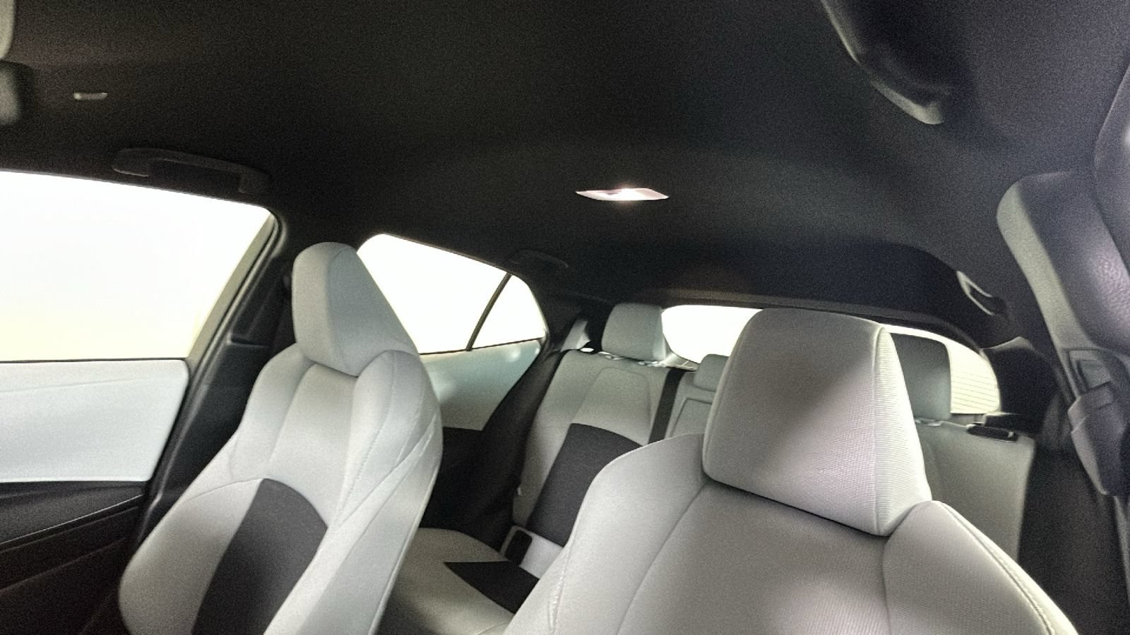 Used 2026 Toyota Corolla SE FWD image 16