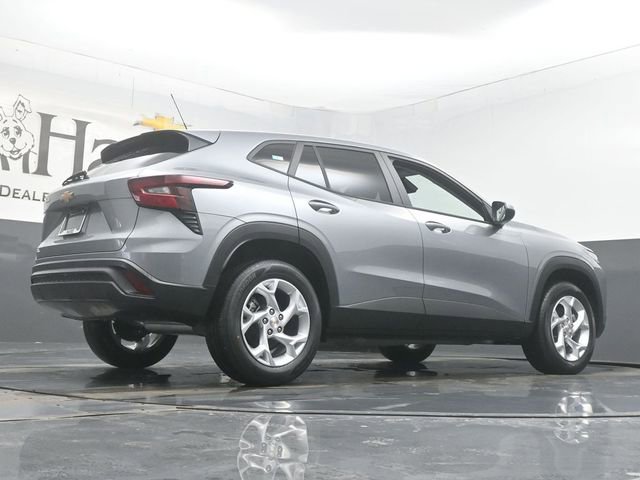 New 2026 Chevrolet Trax LS image 11