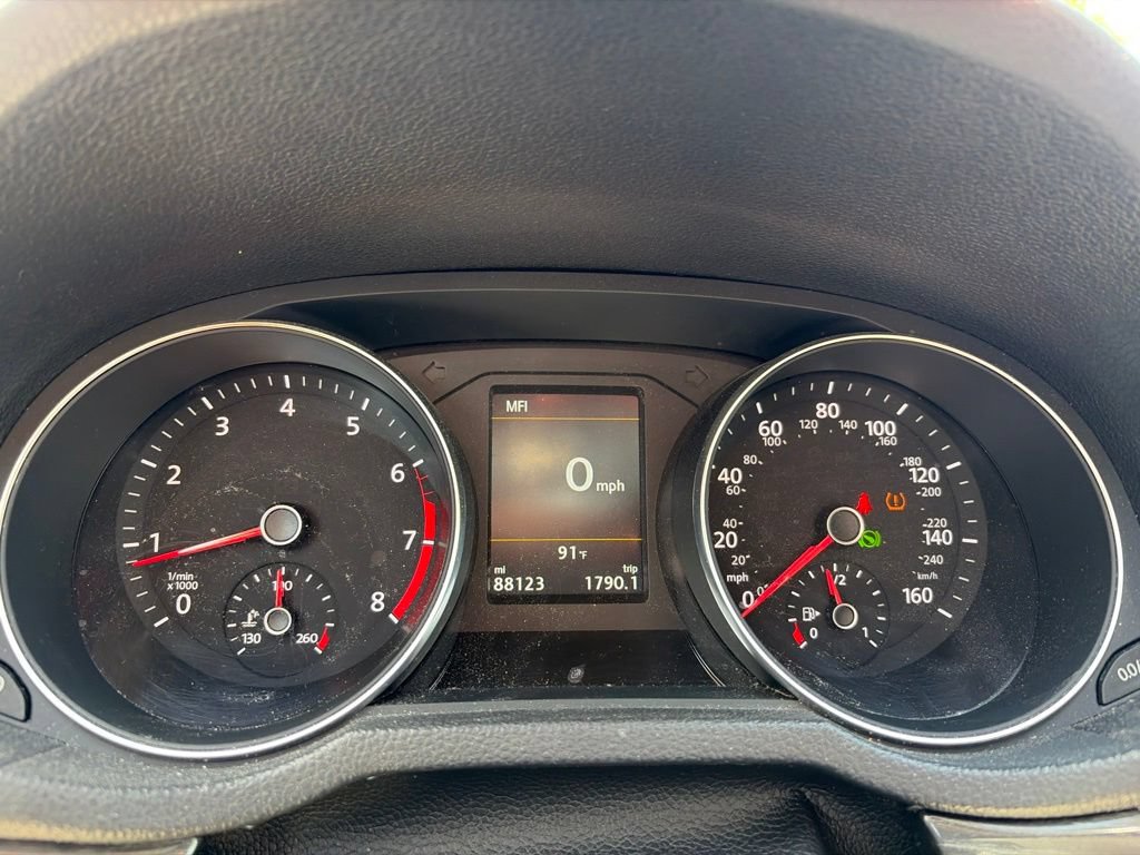 Used 2018 Volkswagen Passat 2.0T SEL Premium FWD image 6