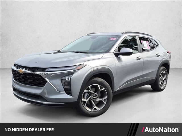 Used 2026 Chevrolet Trax LT FWD image 1