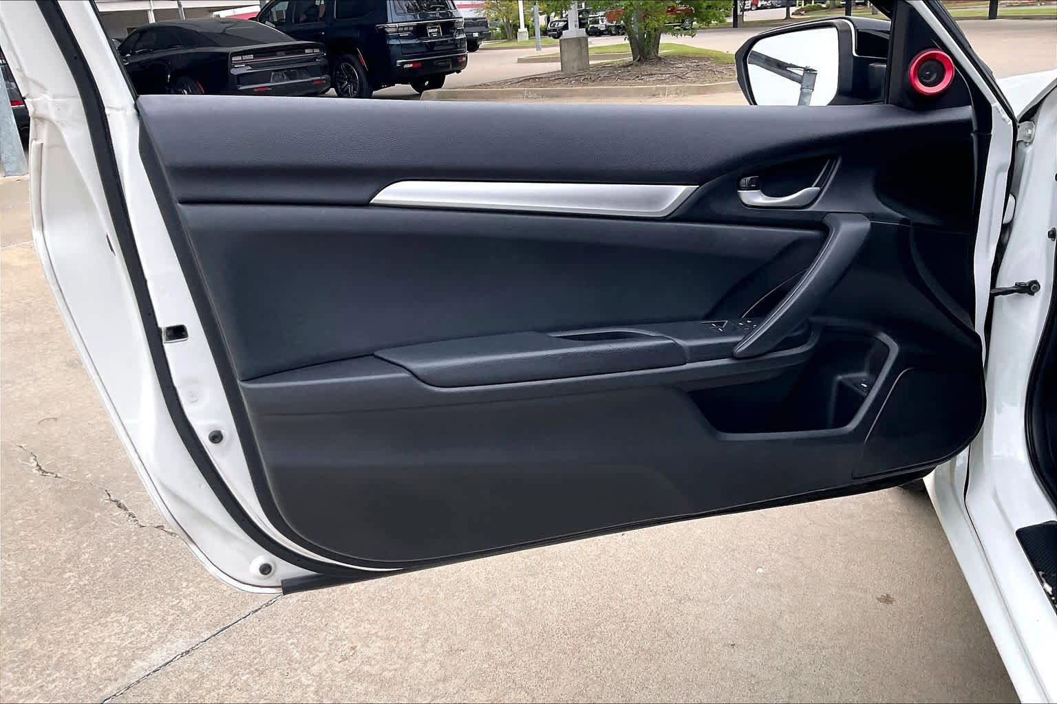 Used 2019 Honda Civic Sport image 21