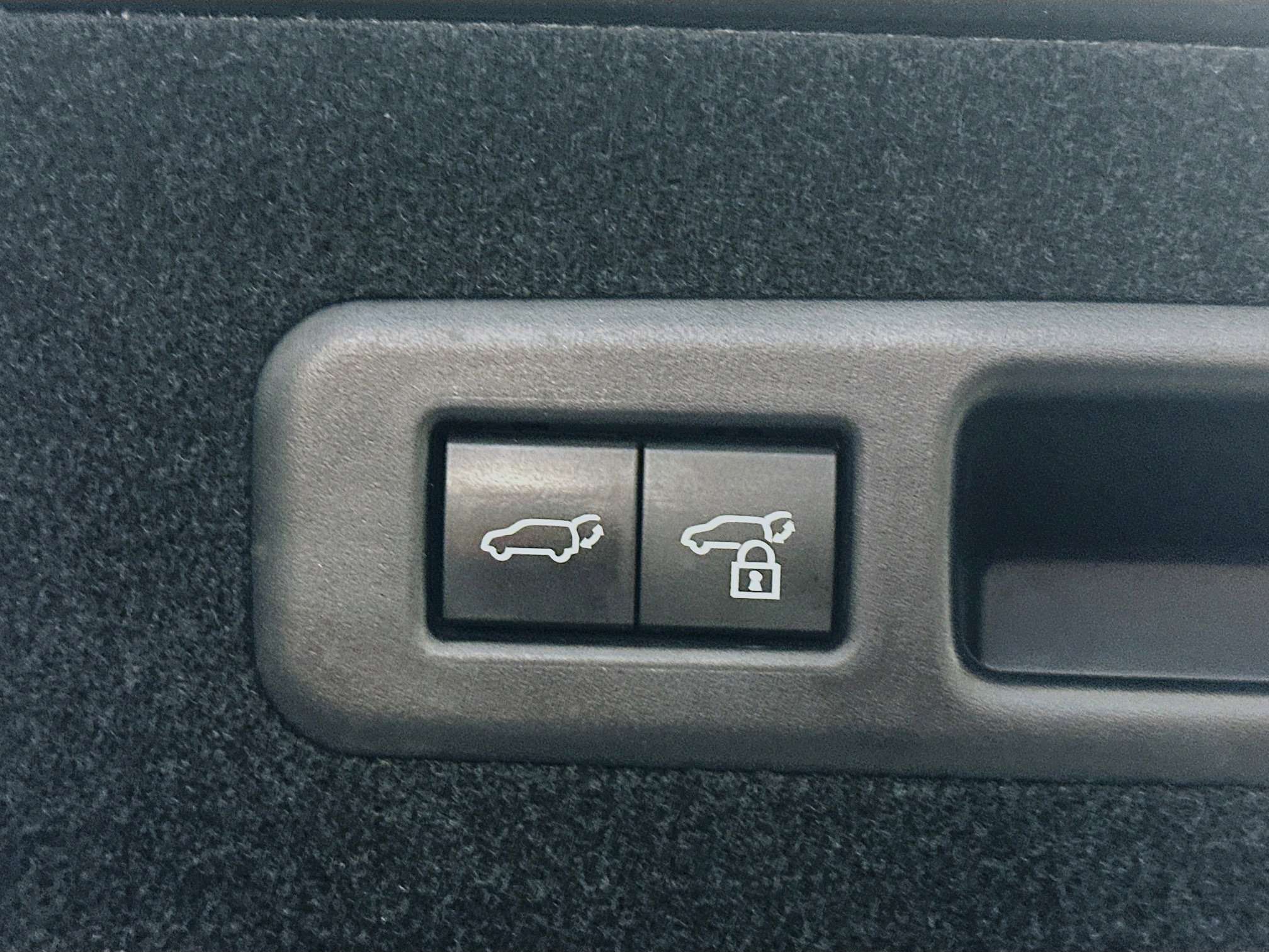 Used 2022 Lexus RX 350L Luxury image 33