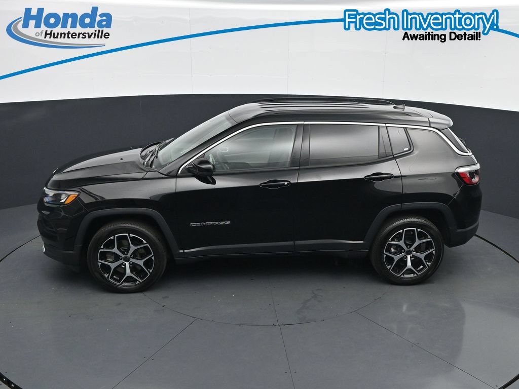 Used 2025 Jeep Compass Limited AWD/4WD image 20