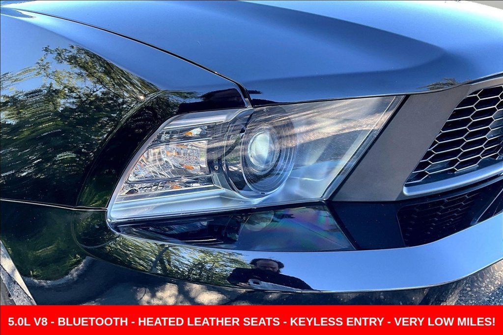 Used 2012 Ford Mustang GT Premium w/ Electronics Pkg RWD image 35