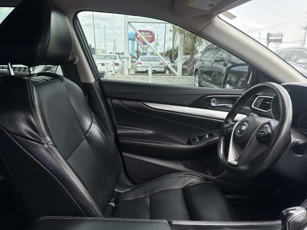 Used 2018 Nissan Maxima 3.5 SV FWD image 11