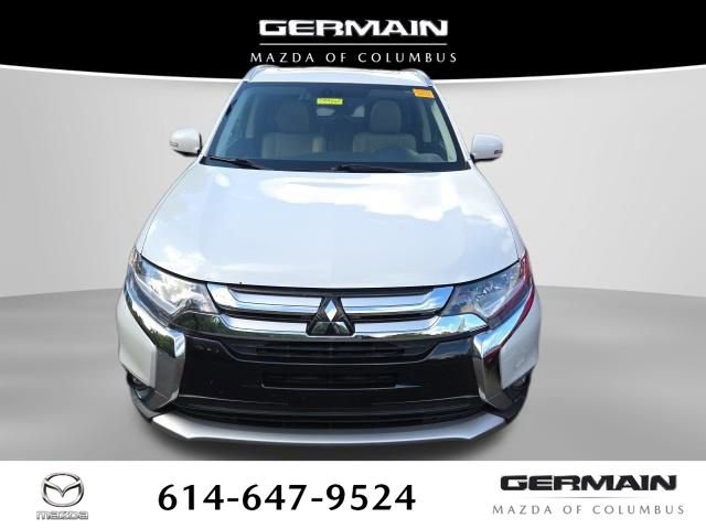 Used 2018 Mitsubishi Outlander GT AWD/4WD image 3