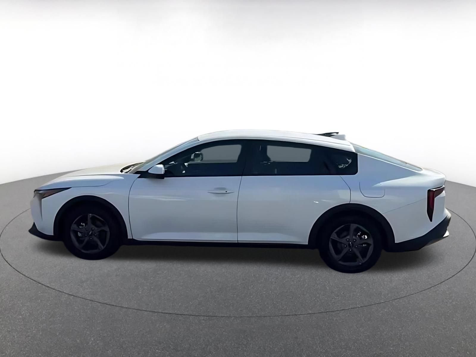 Used 2025 Kia K4 FWD image 8