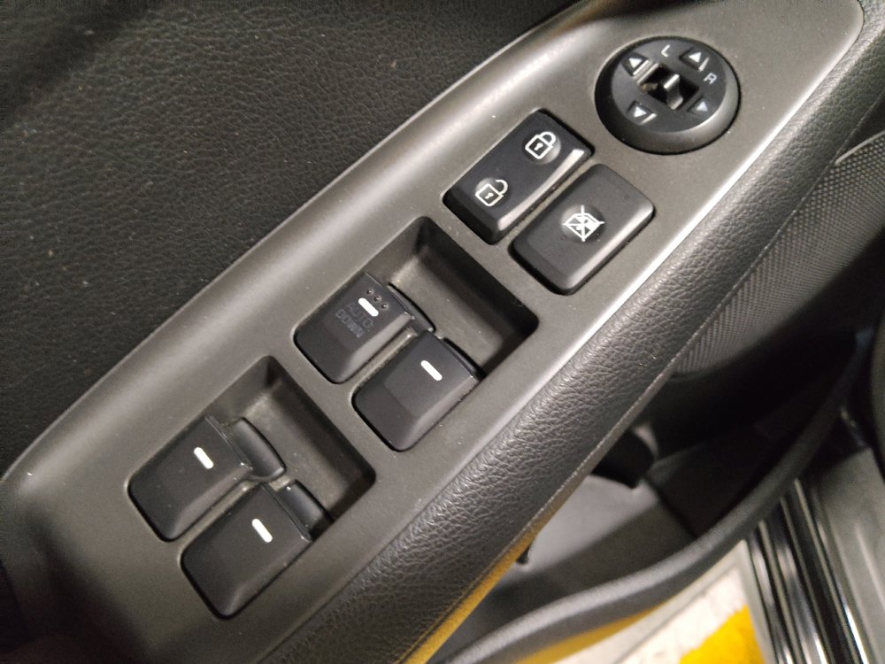 Used 2017 Kia Forte LX FWD image 27