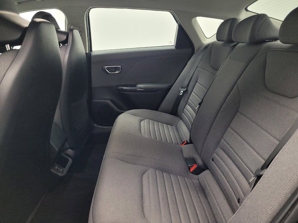 Used 2025 Kia K4 EX FWD image 18