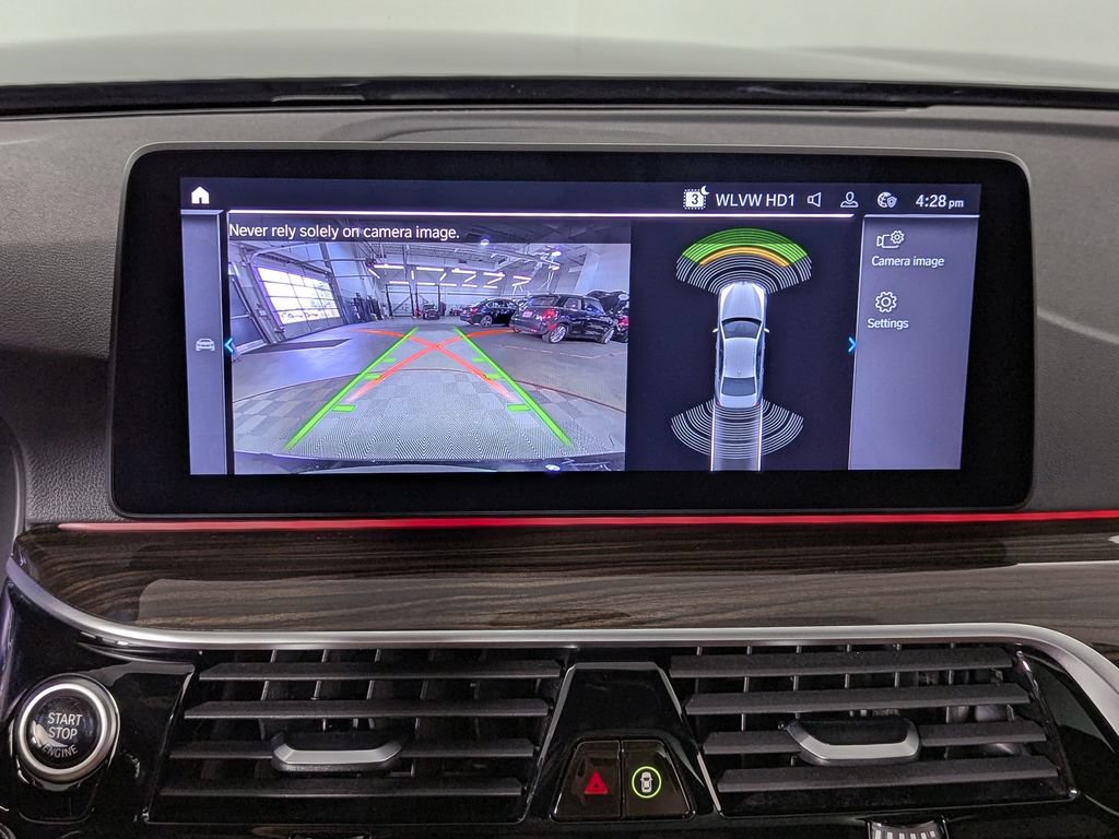 Certified 2023 BMW 530e xDrive w/ Premium Package AWD/4WD image 24