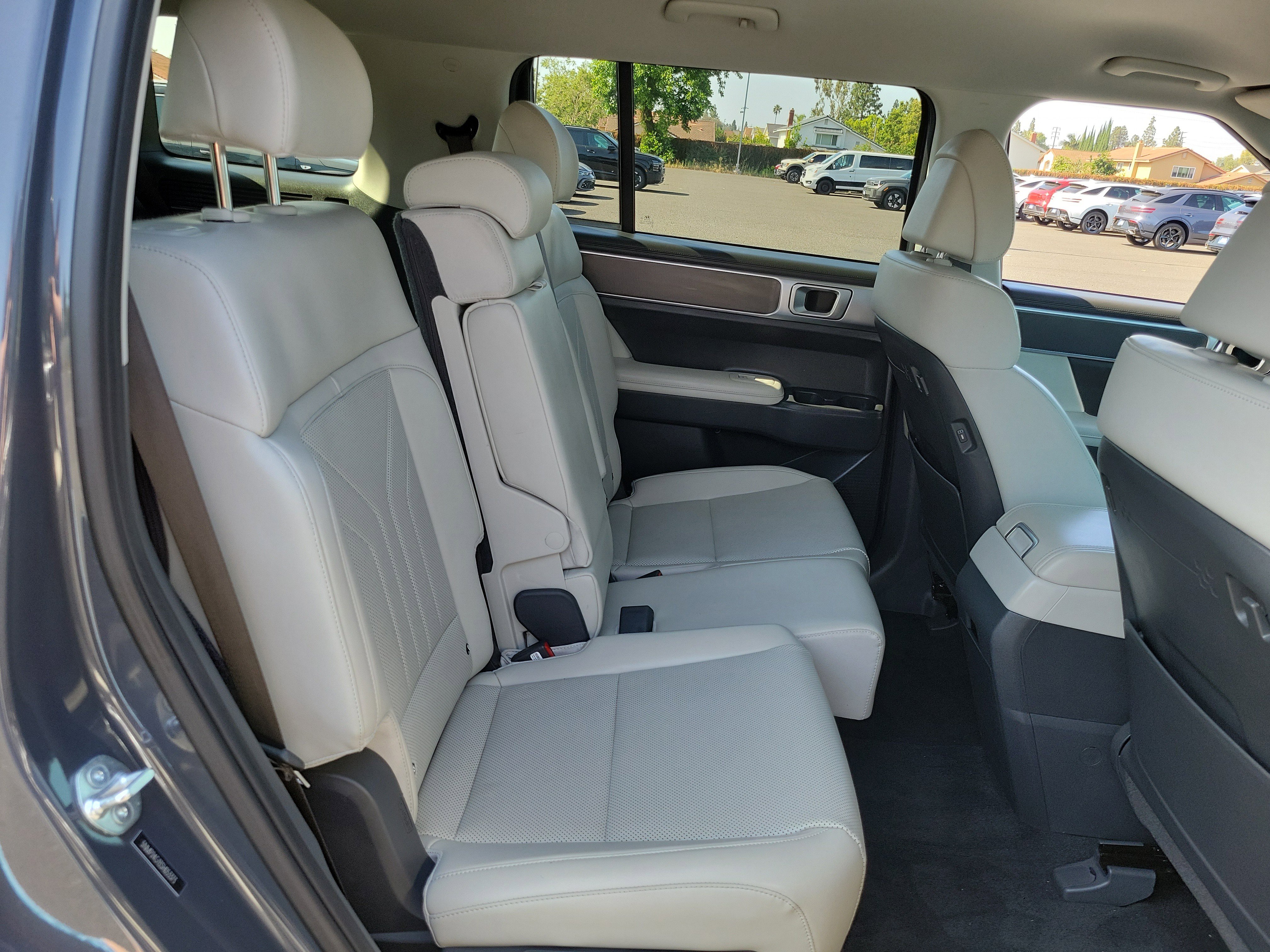 Certified 2025 Hyundai Santa Fe SEL FWD image 24