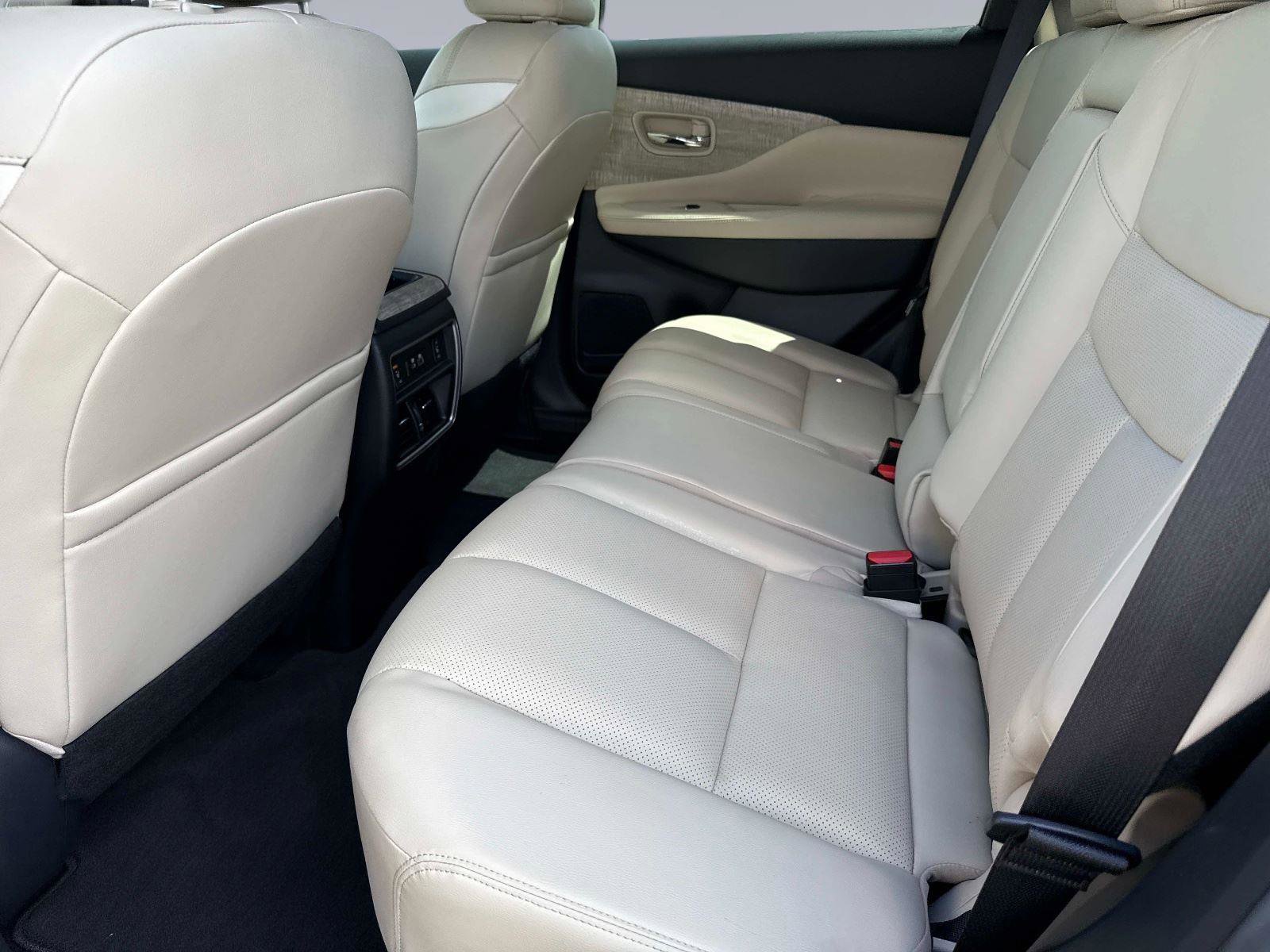 Used 2022 Nissan Murano SL w/ Cargo Package image 15