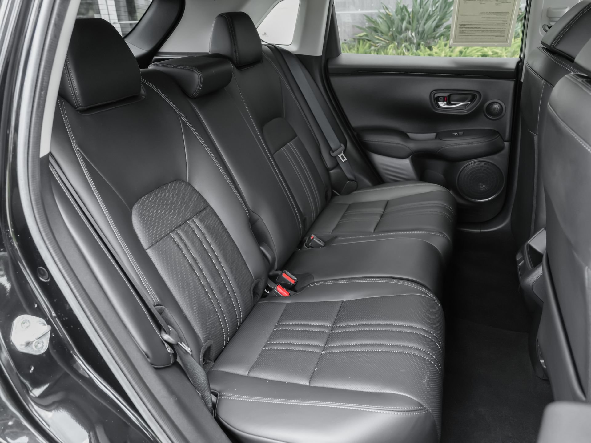 Used 2024 Honda HR-V EX-L image 35