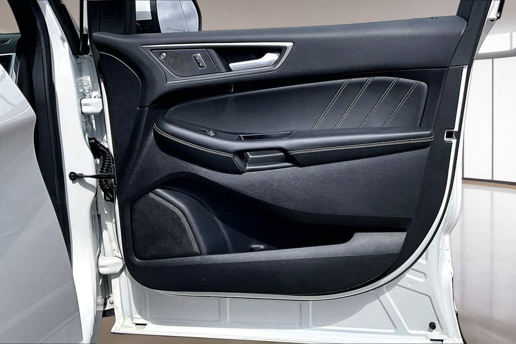 Used 2020 Ford Edge ST AWD/4WD image 18