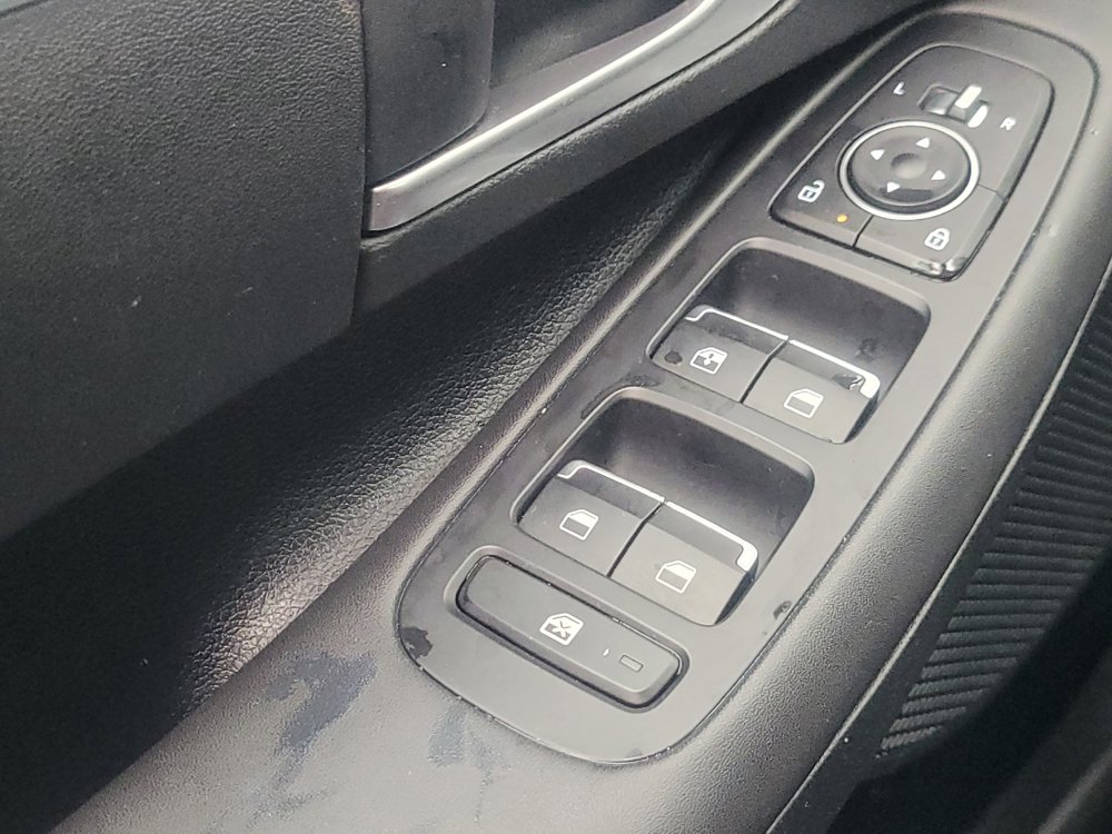 Used 2025 Hyundai Sonata SE FWD image 27